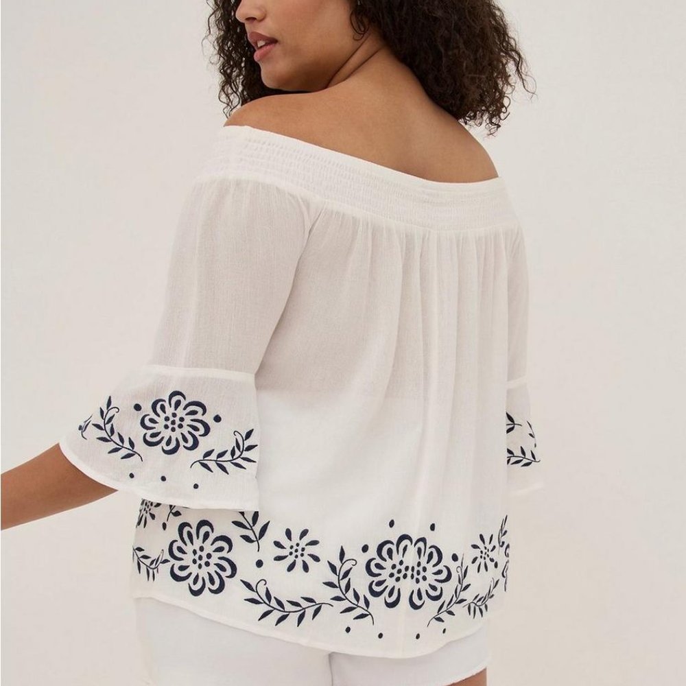 NWT Torrid Gauze Embroidered Off-Shoulder Top 5